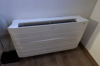 Bigger view of Airconditioning